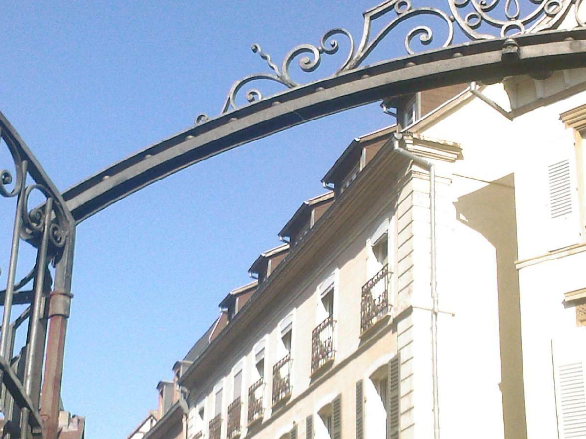 Aux Bijoux De Colmar - Le Saphir - 1 Parking Gratuit Apartment Luaran gambar